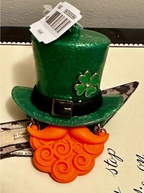 Bath & Body Work Green Shamrock Top Hat with Orange Beard Pocketbac Holder 2025